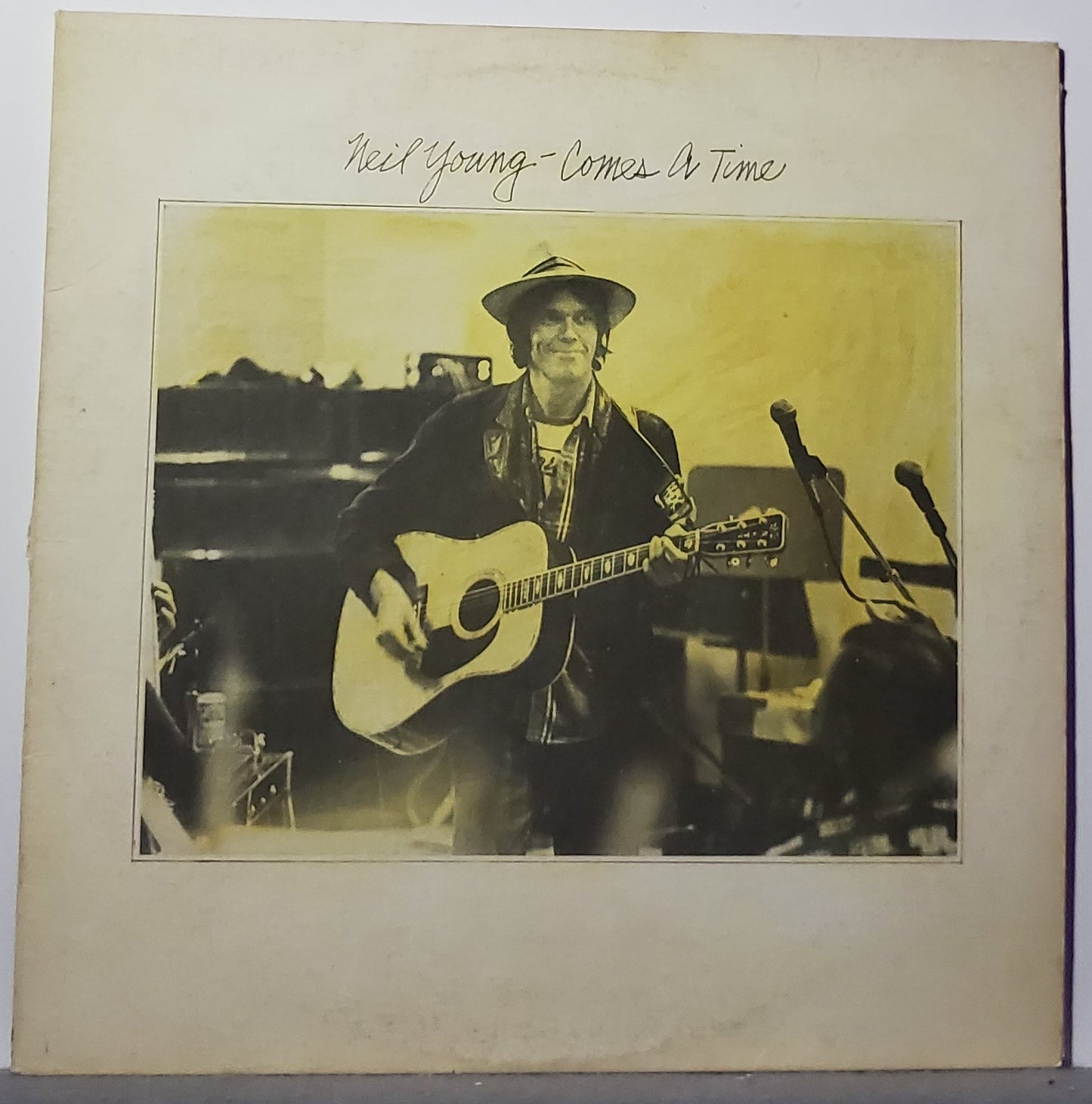Neil Young - Comes a Time